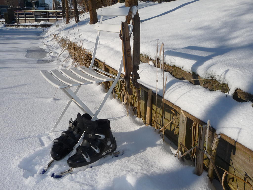Bed&Breakfast Het Winterkoninkje Zuid-Scharwoude Bagian luar foto